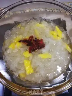 Make Pineapple silver ear soup step 6