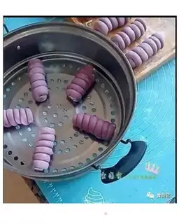 Make Potato mashed ham and buns step 13
