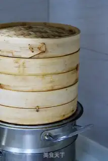 Make White-faced buns step 10