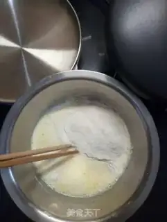 Make Blueberry lard cake step 2