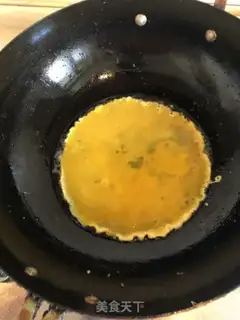Make Tomato fried pigeon eggs step 2