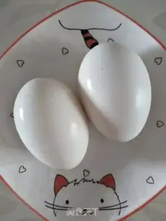 Make Onion fried goose eggs step 0