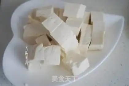 Make Bean tofu soup step 1