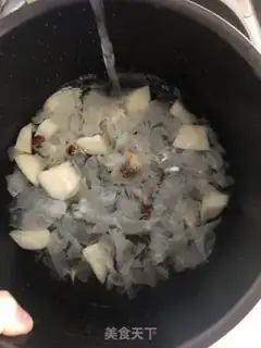 Make Ice cream, silver edear, plum soup step 3