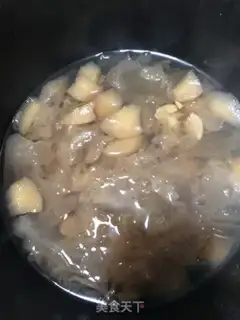 Make Ice cream, silver edear, plum soup step 4