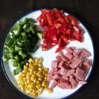 Make Twin pepper corn ham pizza step 3