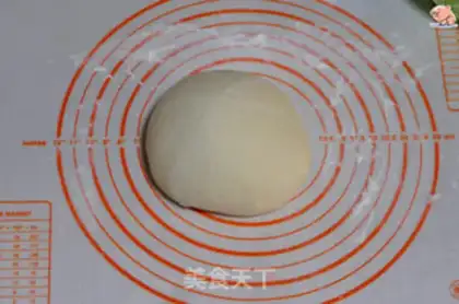 Make Red apple buns step 0
