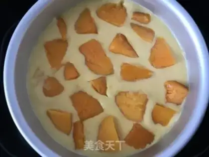 Make Mango yogurt mousse cake step 13