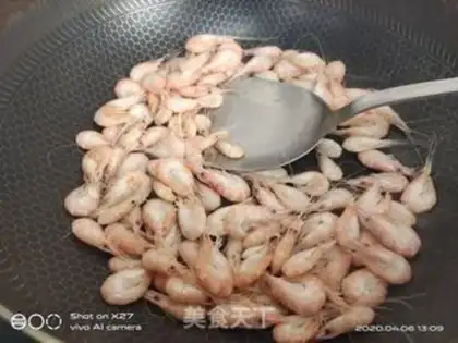 Make Celery and rice shrimp step 3