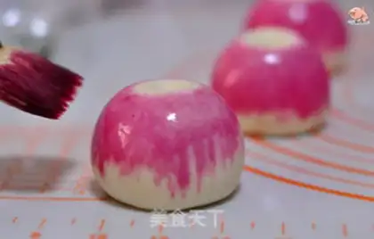 Make Red apple buns step 5