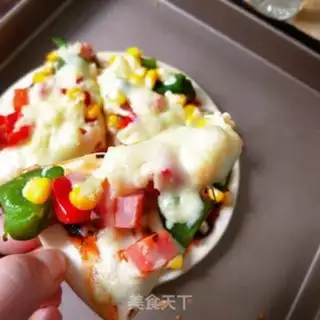 Make Twin pepper corn ham pizza step 12