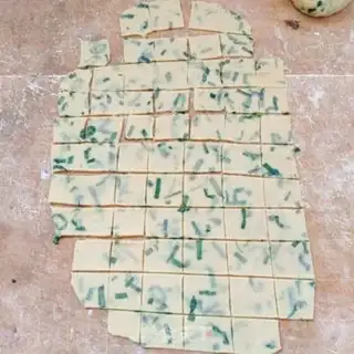 Make Onion soda cookies step 11