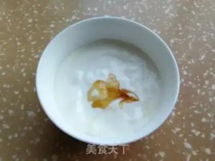 Make Strawberry nut yogurt step 2