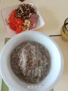 Make A mushroom fan bun step 3
