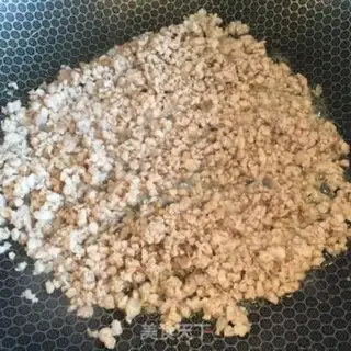 Make Meat and sour sauce step 1