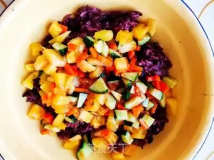 Make Pineapple rice step 6