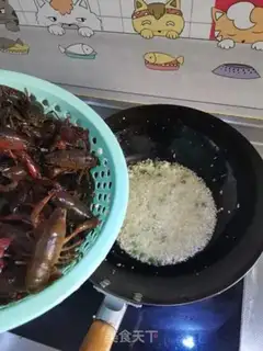 Make Garlic lobster step 5