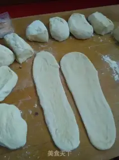 Make Bacon garlic bread step 1