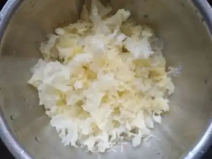 Make Apple, silver-eared date soup step 3