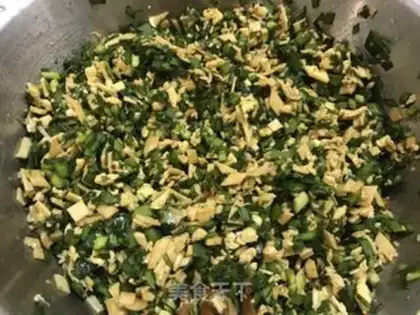 Make Scrambled eggs step 3