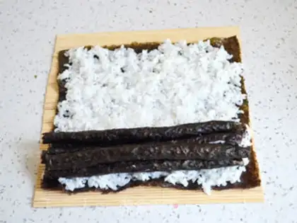 Make Sakura sushi step 13