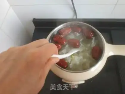 Make Apple, silver-eared date soup step 6