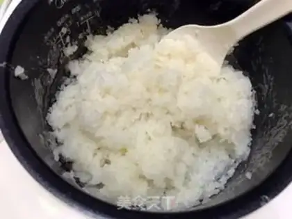 Make Red rice cake step 2