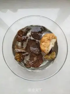 Make Pomoccal mushroom soup step 1