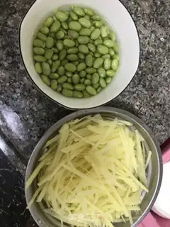 Make Soup with green vegetables step 1