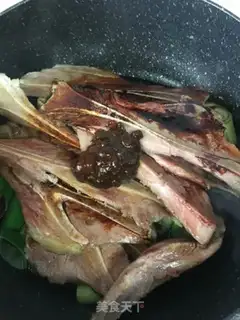 Make Soy fan bones step 8