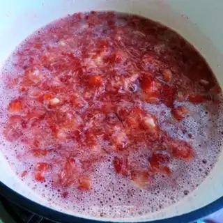Make Homemade strawberry sauce step 7