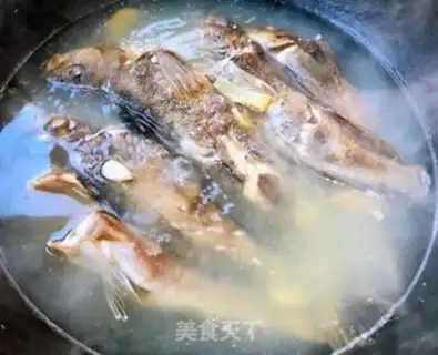 Make Yellow fish soup step 5