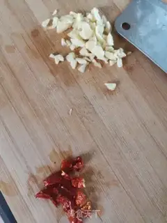 Make A hand tore step 1