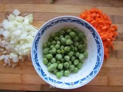 Make Rice cheese pizza step 2