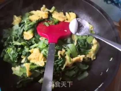 Make Pickles and fried eggs step 5
