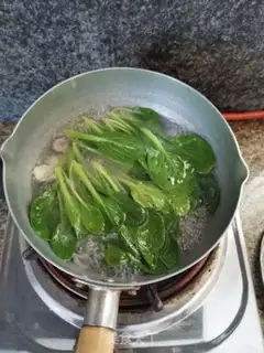 Make Egg soup pan step 0