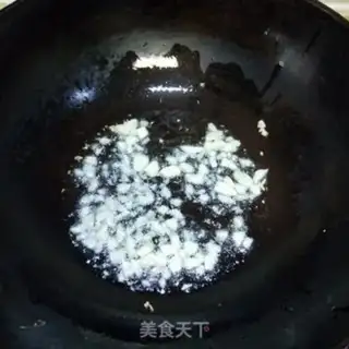 Make Pyramids and fried eggs step 3