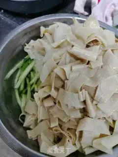 Make cucumber bean peel step 2