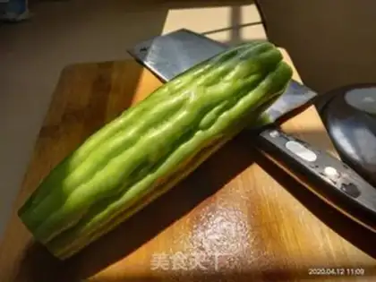 Make Piggy liver and bitter melon step 1