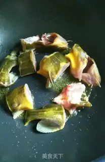 Make Cinnamon mushroom soup step 3