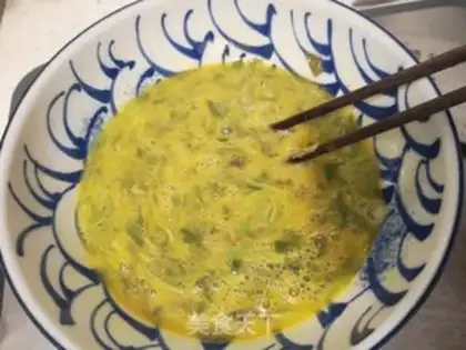 Make Fried eggs step 4