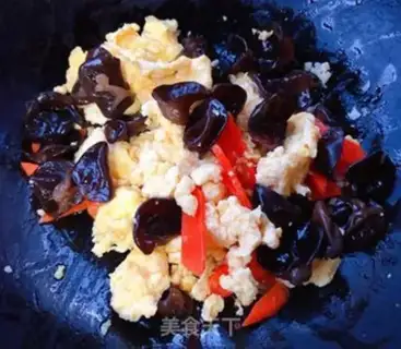 Make Scrambled eggs step 7