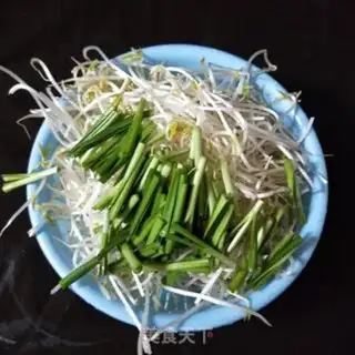Make Soccer bean sprouts step 2