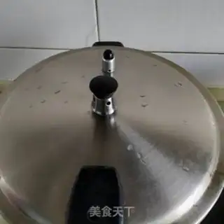 Make Shrimp cuisine step 1