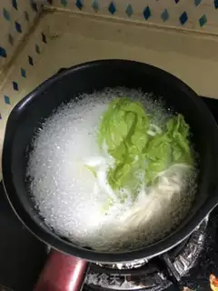 Make Fried egg noodles step 3