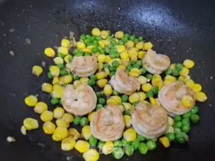 Make Pepsi corn shrimp step 7