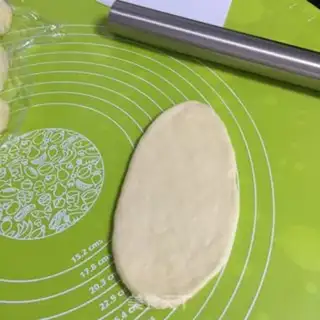 Make Yogurt cranberry cutter step 7