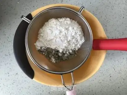 Make Black sesame pecan roll step 2