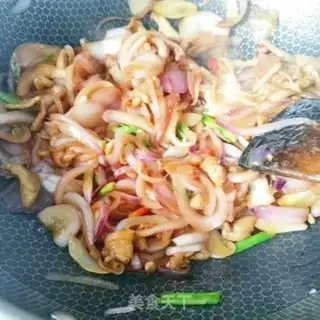 Make Onion fried meat step 5