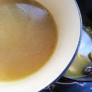 Make Chicken soup is spicy rice wire step 8